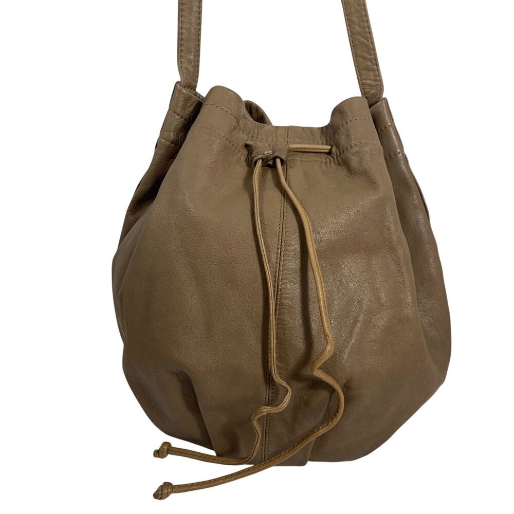 Brio! Taupe Leather Bucket Shoulder Bag Drawstring Adjustable Strap VTG 80s 90s